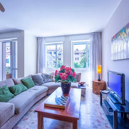 Apartment Dante - Happy